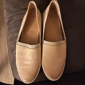 FRYE slip on flats, blush/neutral